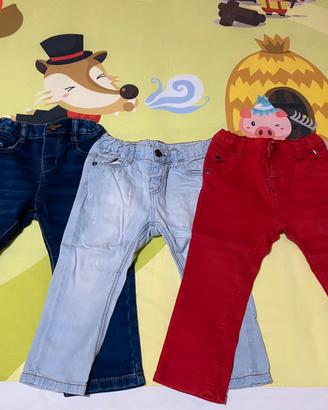 Tre paia di pantaloni bambino