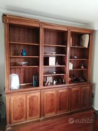 Libreria biblioteca a giorno antica