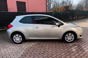 Toyota Auris 1.4 D-4D 90CV 3P Sol. Neopatentato.