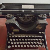 Macchine da scrivere antica Olivetti