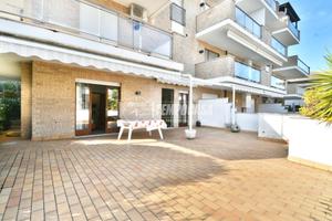 APPARTAMENTO PARI AL NUOVO CON TERRAZZO E GARAGE !