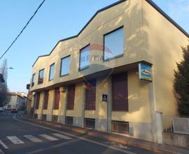 Locale Commerciale - Vedano Olona