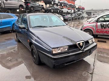 Per ricambi Alfa Romeo 155