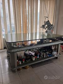 Attrezzatura per fabbricare trapunte e materassi