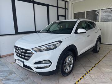 Hyundai Tucson 1.7 CRDi XPossible-NO VINCOLO DI FI