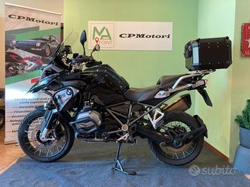 BMW R1200 GS TRIPLE BLACK