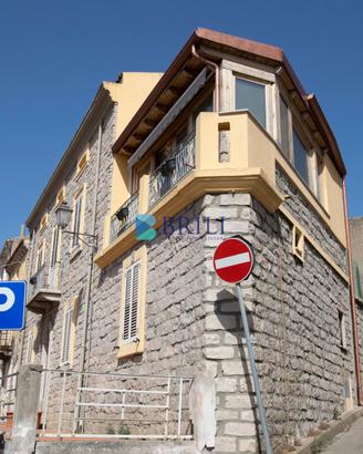 Luras, in centro grazioso appartamento ristruttura
