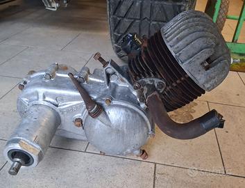 Motore Piaggio Vespa 125 del 1952