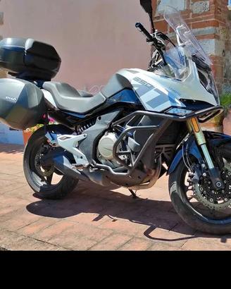 cf moto mt 650 2023