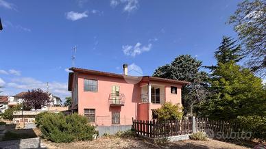 CASA INDIPENDENTE A L'AQUILA