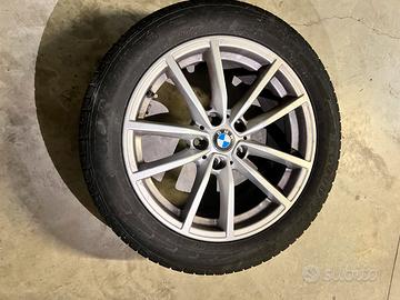 Vengo cerchi bmw originali piu gomme al 60%
