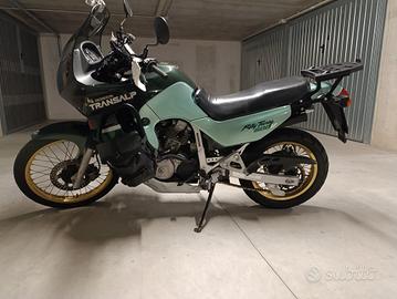 Honda Transalp 600