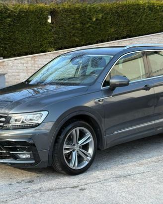 VOLKSWAGEN Tiguan 2.0 TDI Sport BMT R-LINE