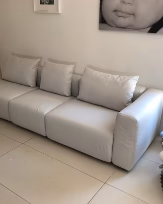 Divano lineare “Divani&Divani”