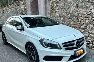 CLASSE A 180 PREMIUM ALLESTIMENTO AMG