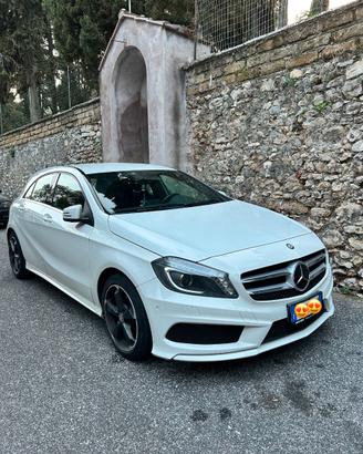 CLASSE A 180 PREMIUM ALLESTIMENTO AMG