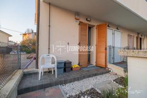 Bilocale di recente costruzione con giardino e gar