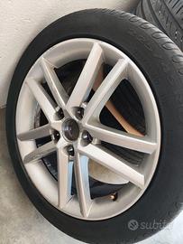 Set 4 Cerchi in Lega 17" + 4 gomme 225 45 17