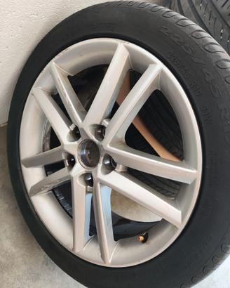 Set 4 Cerchi in Lega 17" + 4 gomme 225 45 17