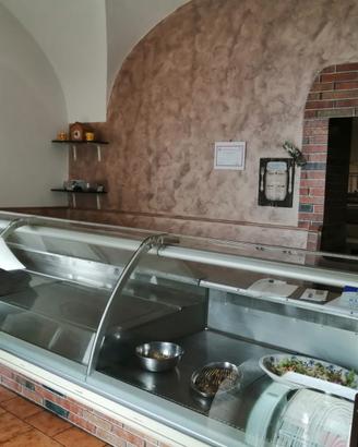 Attrezzatura completa per Gastronomia e Girarrosto