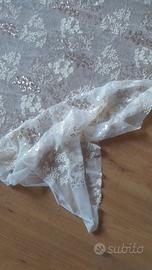 tulle ricamato con paillettes 