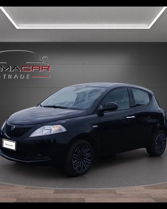 LANCIA Ypsilon 1.0 FireFly Hybrid Silver U1300