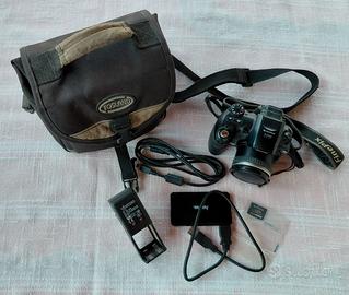Fujifilm FinePix S5500 + Custodia e Accessori