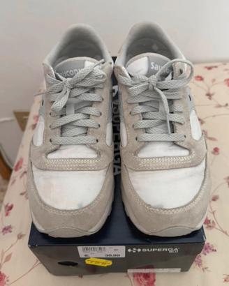 Scarpe Saucony da donna.