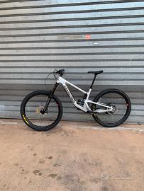 Santa cruz Megatower kit 70   L