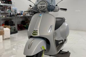 Vespa gts 300 super tech 2024