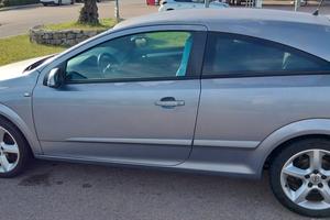 Opel Astra GTC sport