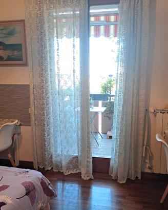camera e bagno esclusivi ammobiliati