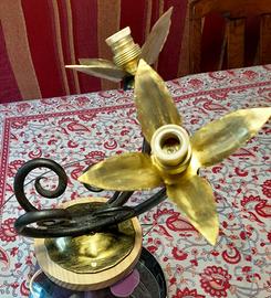 punto luce in ferro battuto con foglie oro