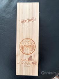 Bottigliia di vino AMORONE BERTANI