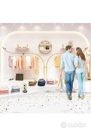 Allestimento negozio abbigliamento