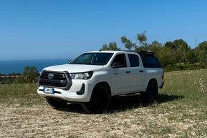 Toyota Hilux Double Cab 4x4