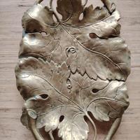 Centrotavola, svuotasche liberty in bronzo dorato 