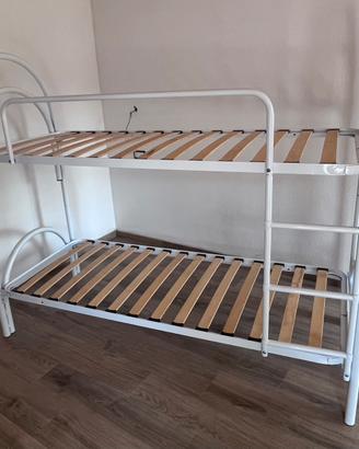 LETTO A CASTELLO