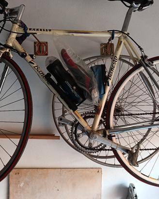 bici da cirsa pinarello benrsto 