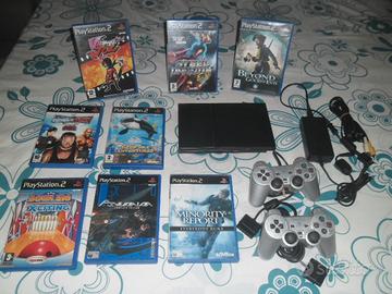PLAYSTATION 2 SLIM COMPLETA DI GIOCHI E ACCESSORI