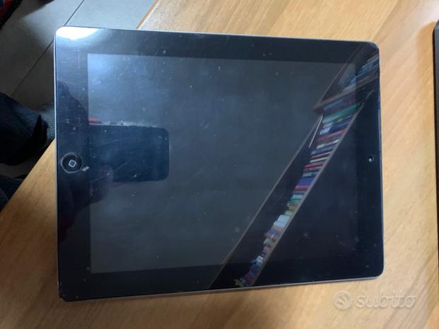 Apple iPad 2 32 Gb -cellular
 in vendita a Canelli