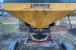 Spandiconcime Agrimix RX650E