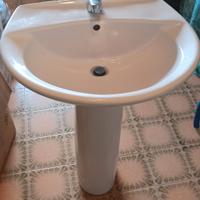 lavabo con colonna 