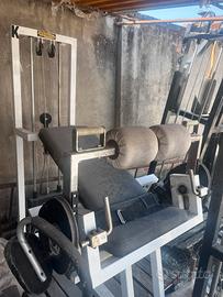 Attrezzi Technogym e Weider Fassi DA SISTEMARE