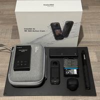 Insta360 X5 Essentials Bundle + Pouch