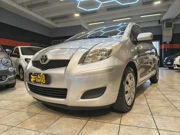Toyota Yaris 1.3 5 porte Sol