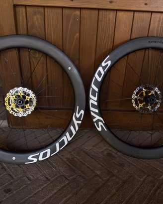 Syncross Carbon wheels