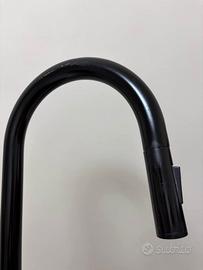 Rubinetto lavandino con doccino