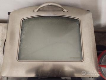 Cucina con forno completamente funzionanti