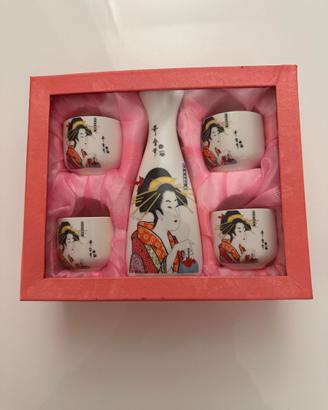 Set sake geisha in porcellana, nuovo